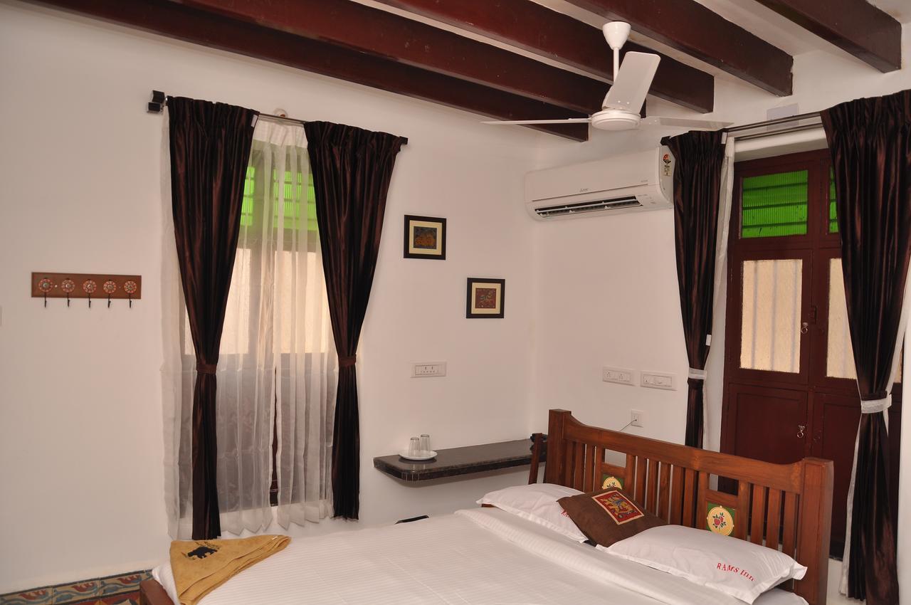 Rams Inn Thanjavur Ngoại thất bức ảnh