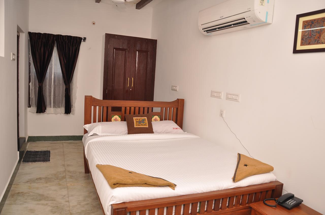 Rams Inn Thanjavur Ngoại thất bức ảnh