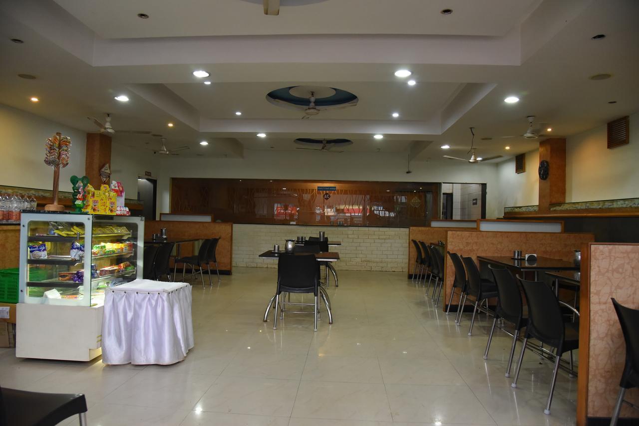 Rams Inn Thanjavur Ngoại thất bức ảnh